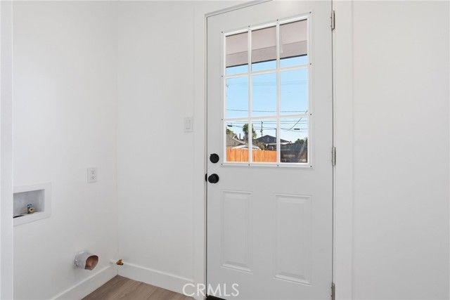 910 E 107th Street, Los Angeles, CA 90002