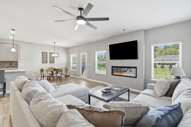 8157 Snowdrop Way, Ooltewah, TN 37363