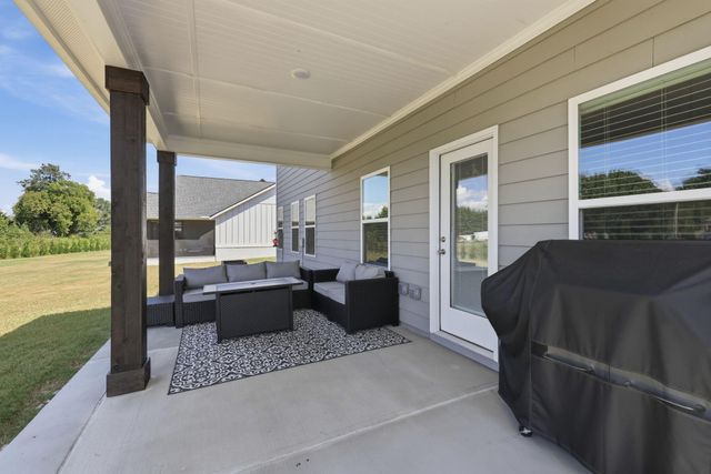 8157 Snowdrop Way, Ooltewah, TN 37363