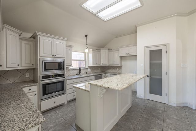 6406 93rd Street, Lubbock, TX 79424