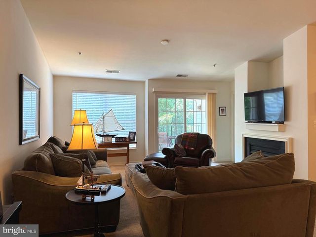 2155 SCOTTS CROSSING CT #303, Annapolis, MD 21401