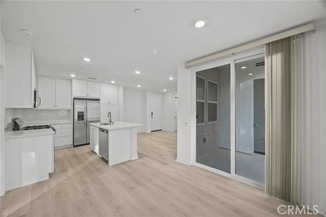 980 N Tangent Privado 202, Ontario, CA 91764