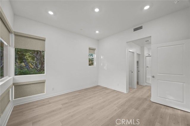 980 N Tangent Privado 202, Ontario, CA 91764