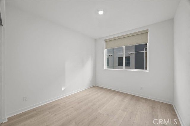 980 N Tangent Privado 202, Ontario, CA 91764