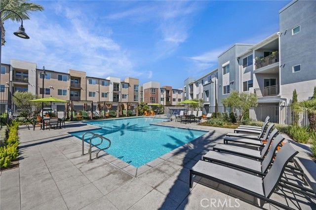 980 N Tangent Privado 202, Ontario, CA 91764