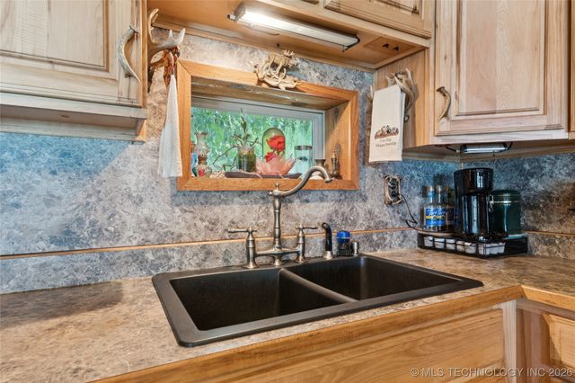 58 Seminole Trail, Spavinaw, OK 74366