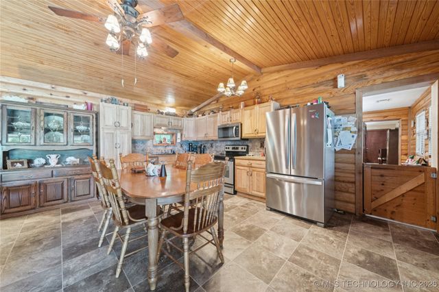 58 Seminole Trail, Spavinaw, OK 74366