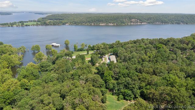 58 Seminole Trail, Spavinaw, OK 74366