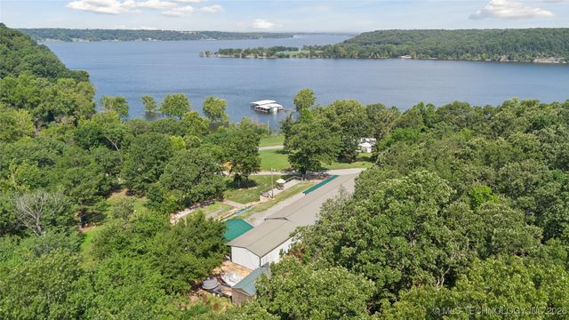 58 Seminole Trail, Spavinaw, OK 74366