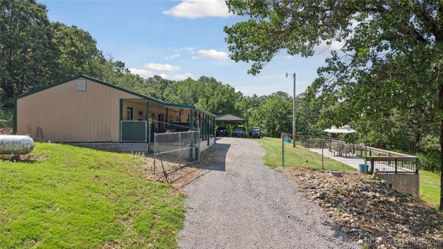 58 Seminole Trail, Spavinaw, OK 74366