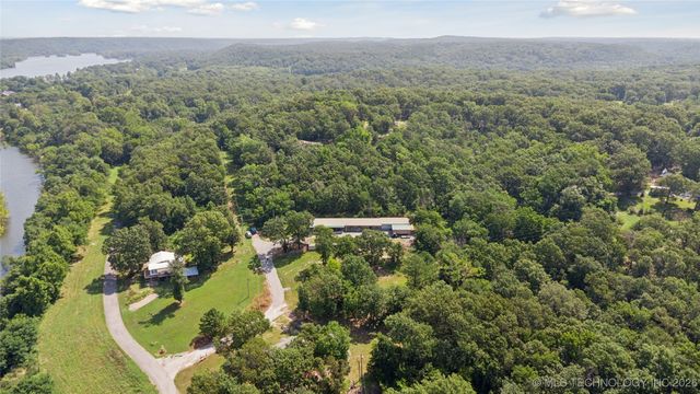 58 Seminole Trail, Spavinaw, OK 74366