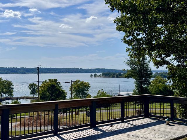 58 Seminole Trail, Spavinaw, OK 74366