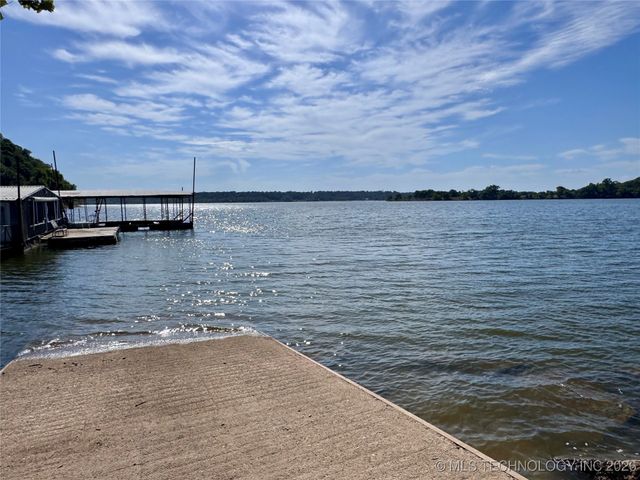 58 Seminole Trail, Spavinaw, OK 74366