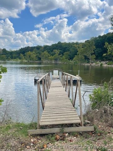 58 Seminole Trail, Spavinaw, OK 74366