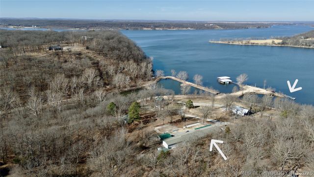 58 Seminole Trail, Spavinaw, OK 74366