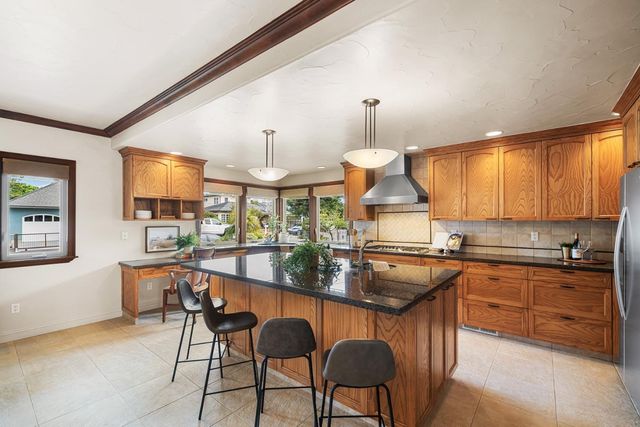 4175 Court Drive, Santa Cruz, CA 95062