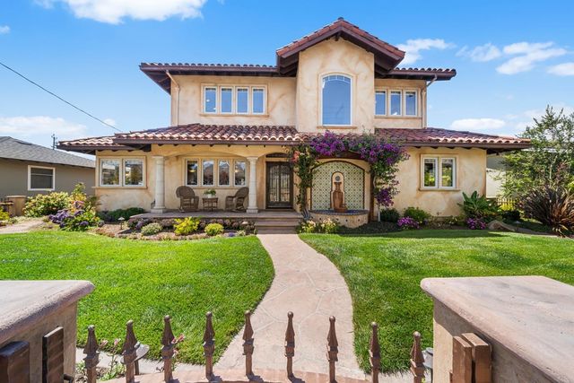 4175 Court Drive, Santa Cruz, CA 95062