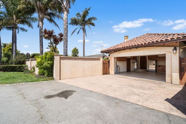 4175 Court Drive, Santa Cruz, CA 95062