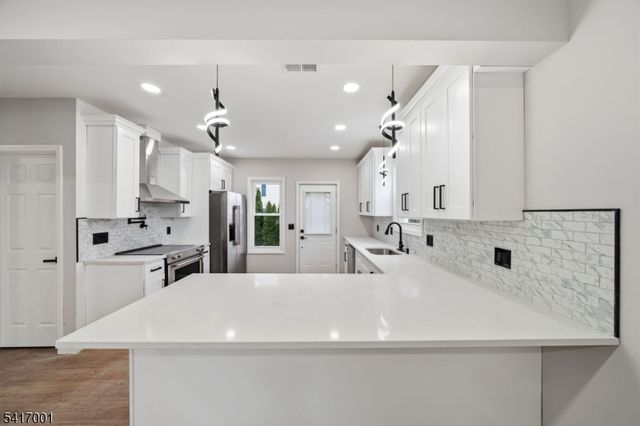 418 New Brunswick Ave, Pohatcong Twp., NJ 08865