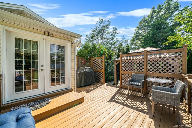 59 Northridge Street, Patchogue, NY 11772