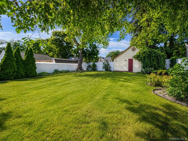 59 Northridge Street, Patchogue, NY 11772