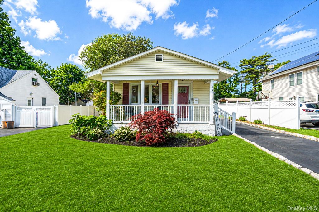 59 Northridge Street, Patchogue, NY 11772