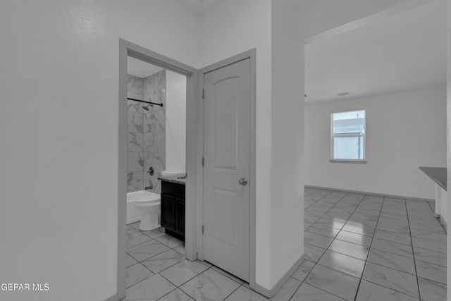 11493 SUNSET VIEW Drive, Socorro, TX 79927