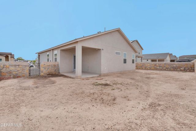 11493 SUNSET VIEW Drive, Socorro, TX 79927