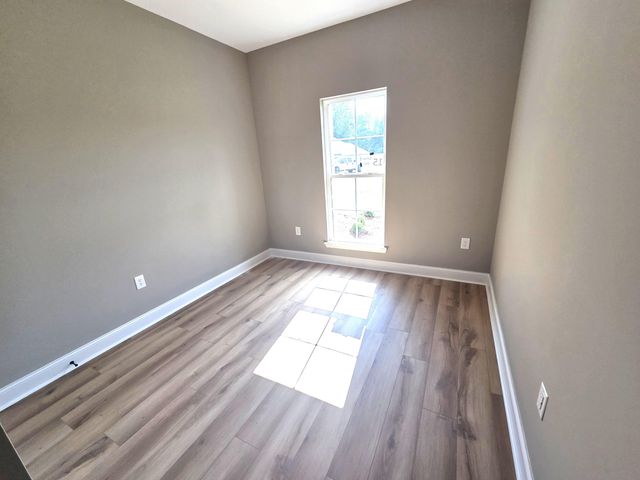 15 Golden Oak, Hattiesburg, MS 39402