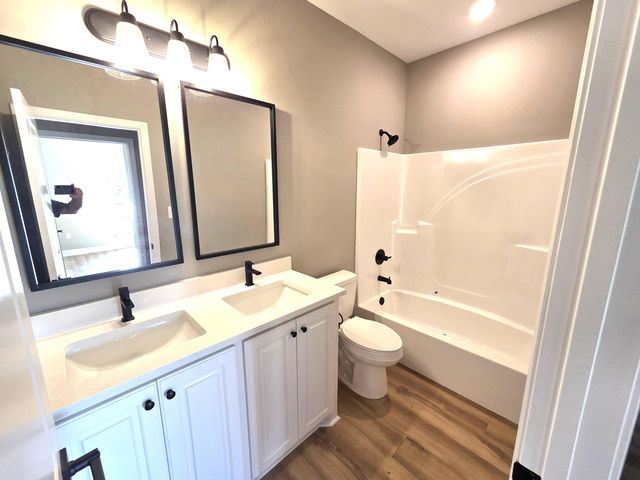 15 Golden Oak, Hattiesburg, MS 39402