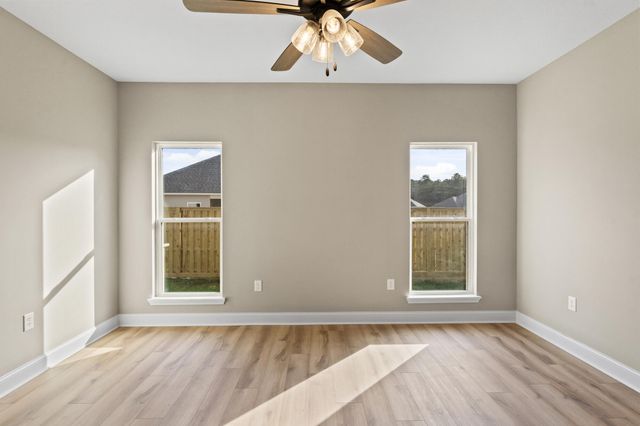 15 Golden Oak, Hattiesburg, MS 39402