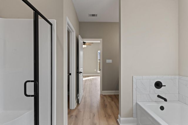 15 Golden Oak, Hattiesburg, MS 39402