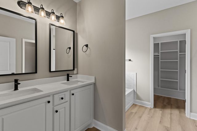 15 Golden Oak, Hattiesburg, MS 39402