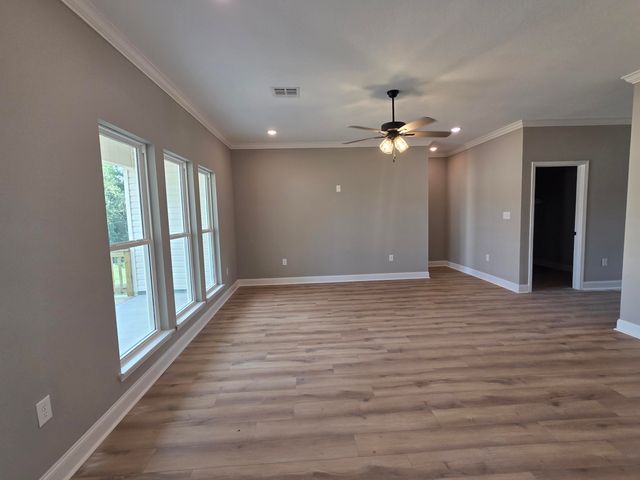 15 Golden Oak, Hattiesburg, MS 39402