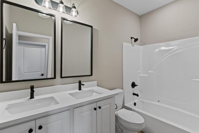 15 Golden Oak, Hattiesburg, MS 39402