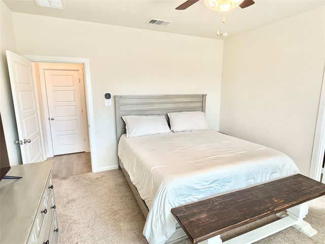 603 Hazeltine Road, Red Oak, TX 75154