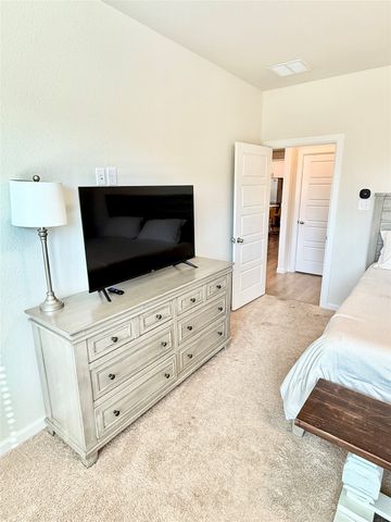603 Hazeltine Road, Red Oak, TX 75154