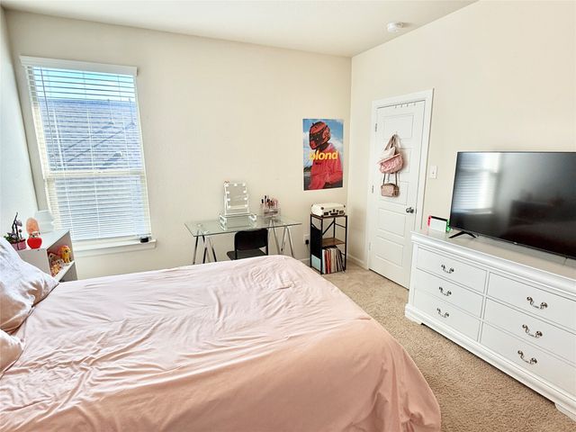 603 Hazeltine Road, Red Oak, TX 75154