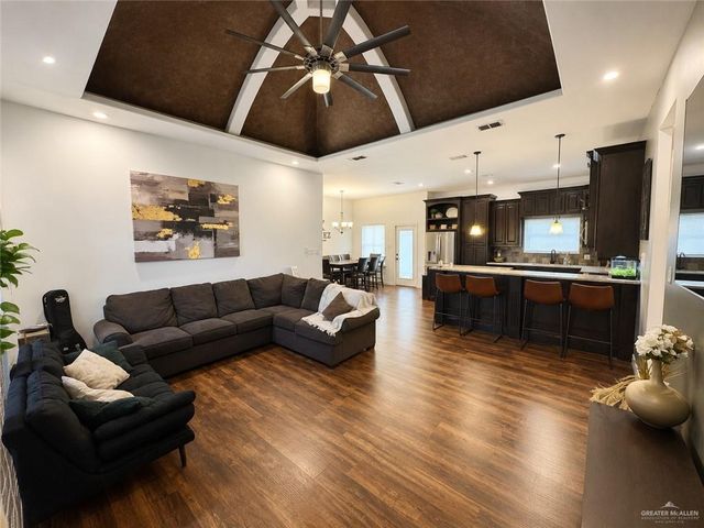 2901 Brush Drive, Weslaco, TX 78599