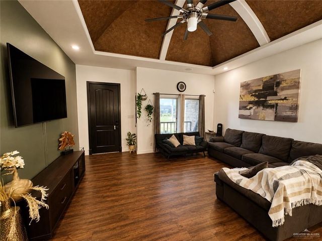 2901 Brush Drive, Weslaco, TX 78599