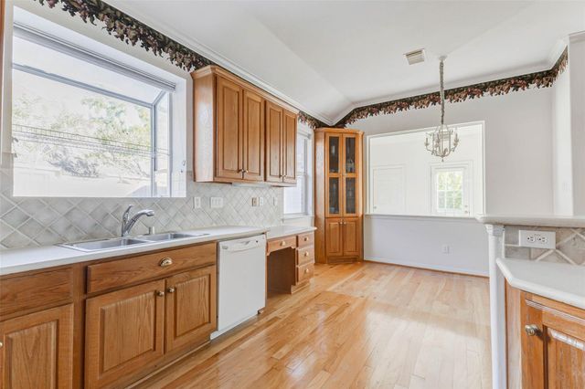 7903 S Wellington Court, Houston, TX 77055