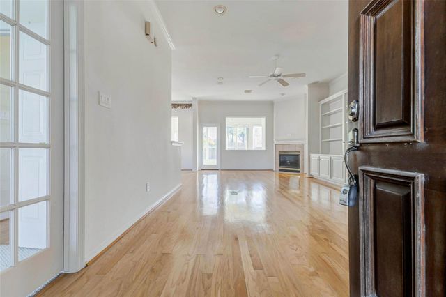 7903 S Wellington Court, Houston, TX 77055