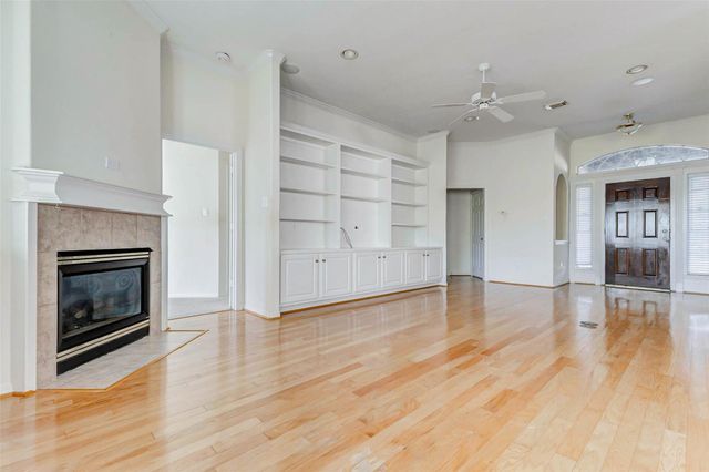 7903 S Wellington Court, Houston, TX 77055