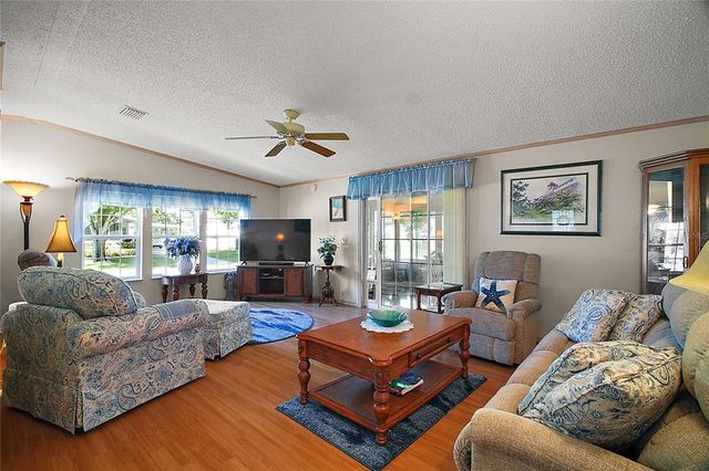 3209 MANATEE ROAD, Tavares, FL 32778