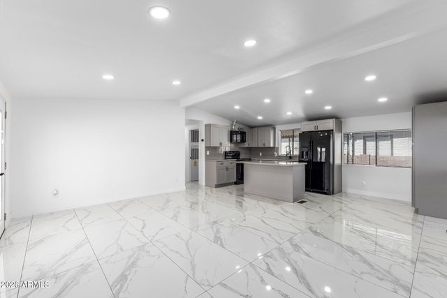 1102 S 98TH Street, Mesa, AZ 85208