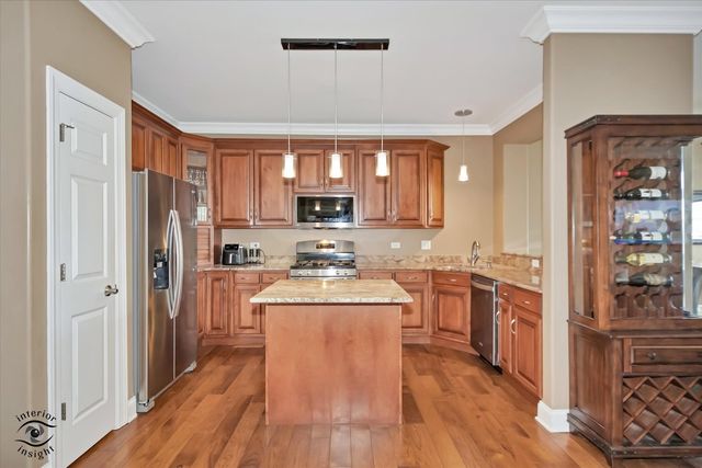 8638 SADDLEBRED Court, Frankfort, IL 60423