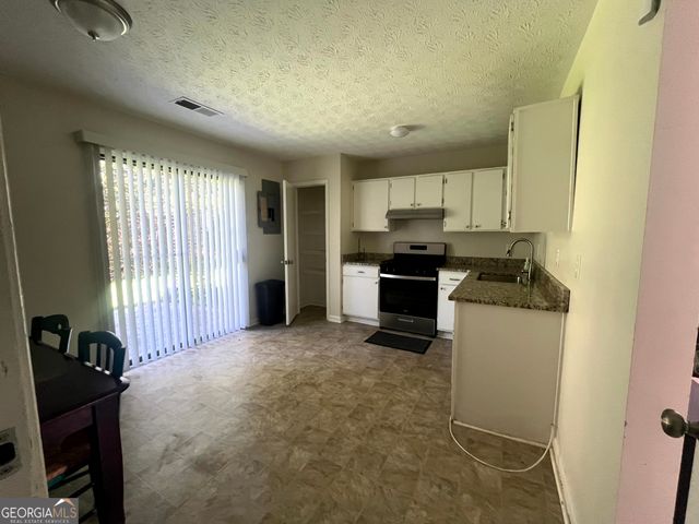 2306 Ramblewood Circle, Decatur, GA 30035
