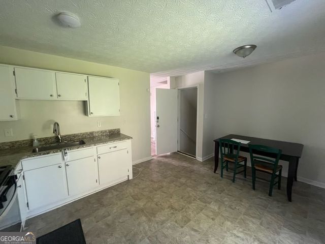 2306 Ramblewood Circle, Decatur, GA 30035