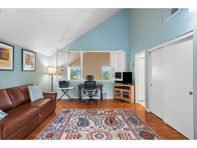 6665 W BURNSIDE St 430, Portland, OR 97210