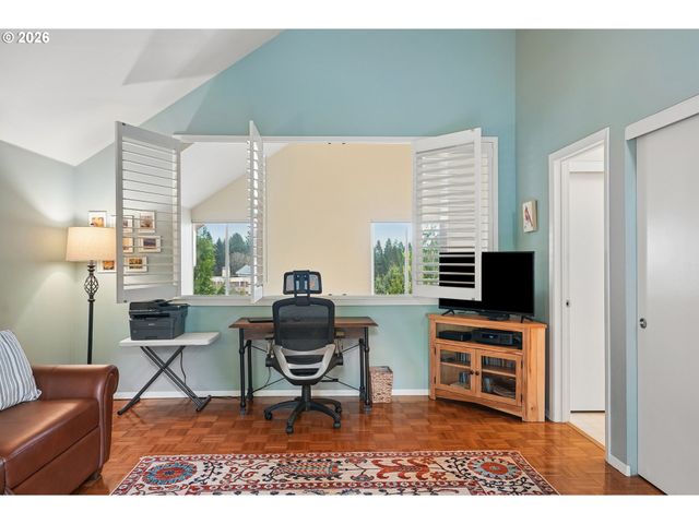 6665 W BURNSIDE St 430, Portland, OR 97210